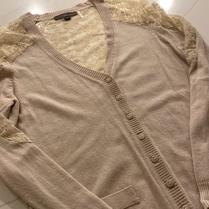 Beige cardigan with lace detail